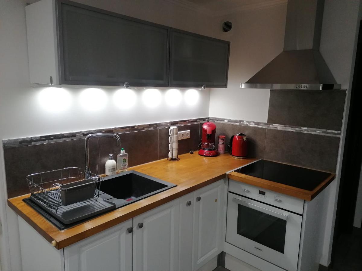 Charmant Appartement T2 Dans Villa Avec En Supplement Spa Exterieur De Mai A Septembre Laveyron Buitenkant foto